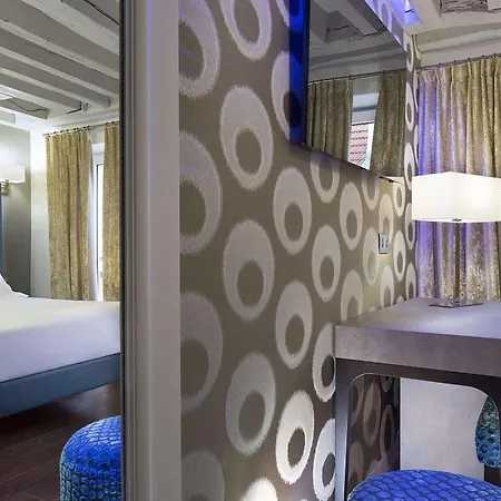 Jacques De Molay Hotel Parijs