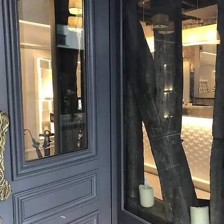 Jacques De Molay Hotel 3*
