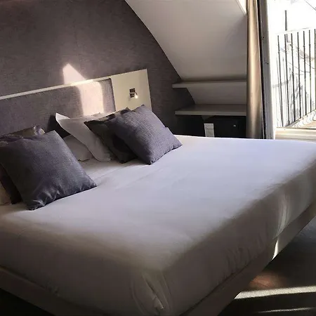 Hotel Jacques De Molay Parijs