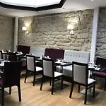Jacques De Molay - Fitness & Sauna Hotel