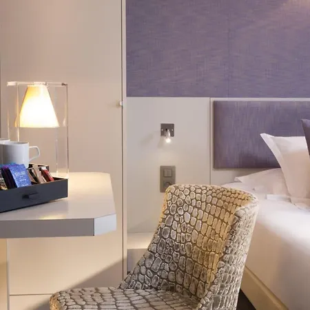 Hotel Jacques De Molay 3*