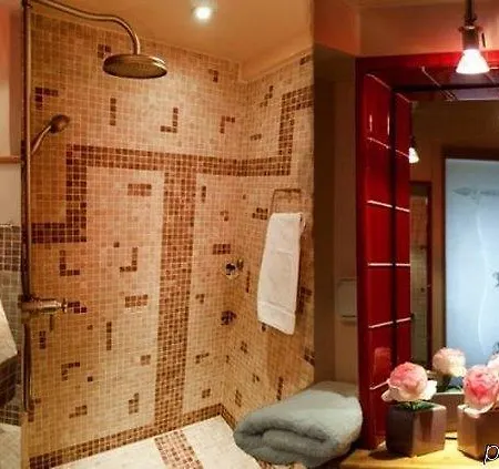 Jacques De Molay - Fitness & Sauna Hotel 3*