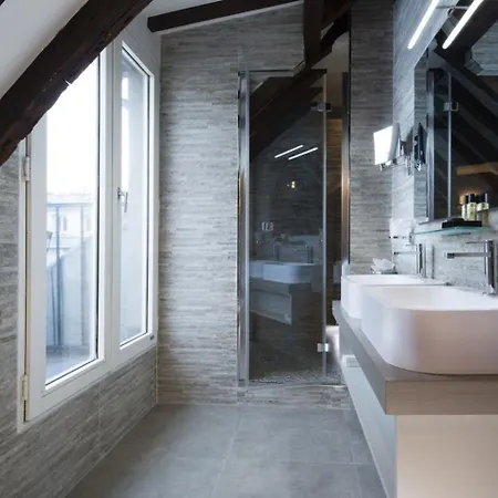 Jacques De Molay - Fitness & Sauna فندق 3*