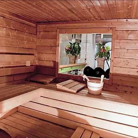 Jacques De Molay - Fitness & Sauna