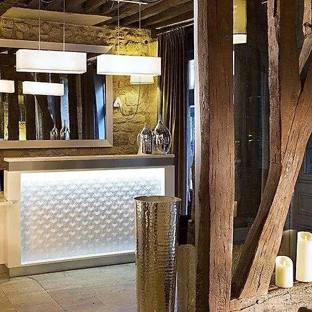 Jacques De Molay - Fitness & Sauna Hotel