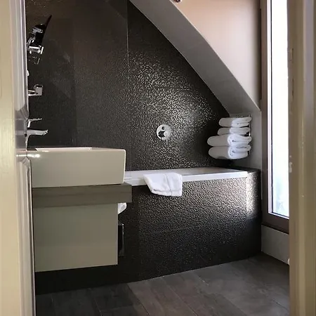 Jacques De Molay - Fitness&sauna Hotel