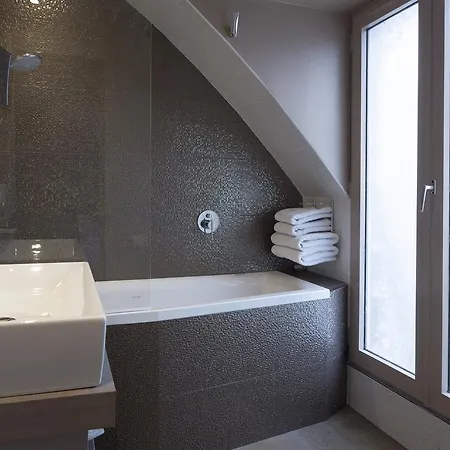 Jacques De Molay - Fitness & Sauna فندق 3*