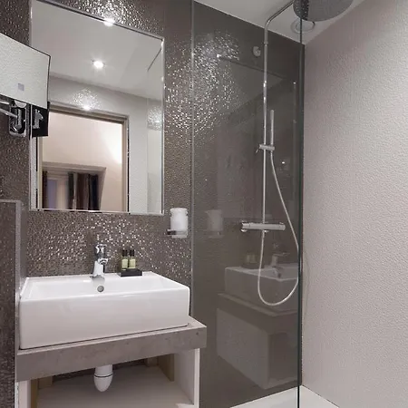 Jacques De Molay - Fitness & Sauna 3* باريس