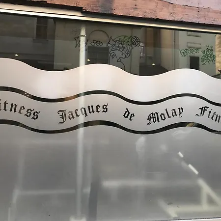 Jacques De Molay - Fitness & Sauna فندق 3*