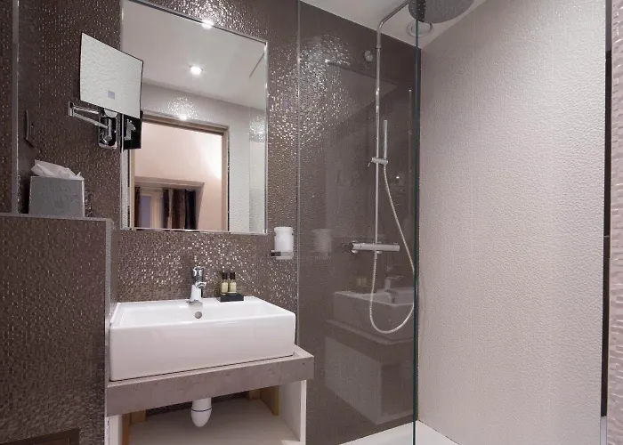 Jacques De Molay - Fitness & Sauna Hotel