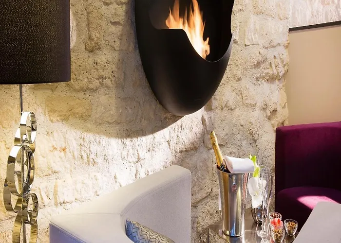 Jacques De Molay - Fitness & Sauna 酒店 3*