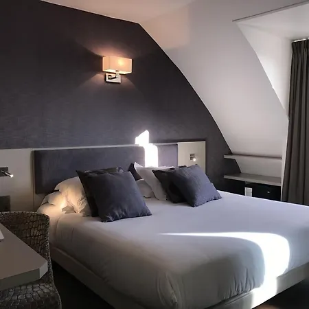 Jacques De Molay - Fitness & Sauna Hotel 3*